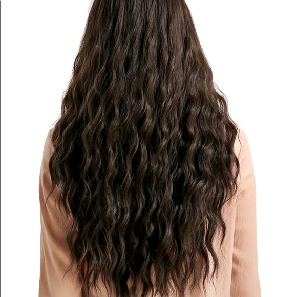 Synthetic wig - Picture 2 of 2